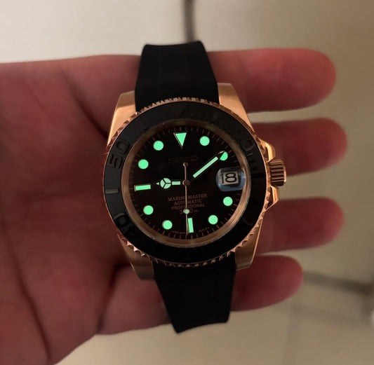 Seiko Yacht Master Rosegold With Black strap