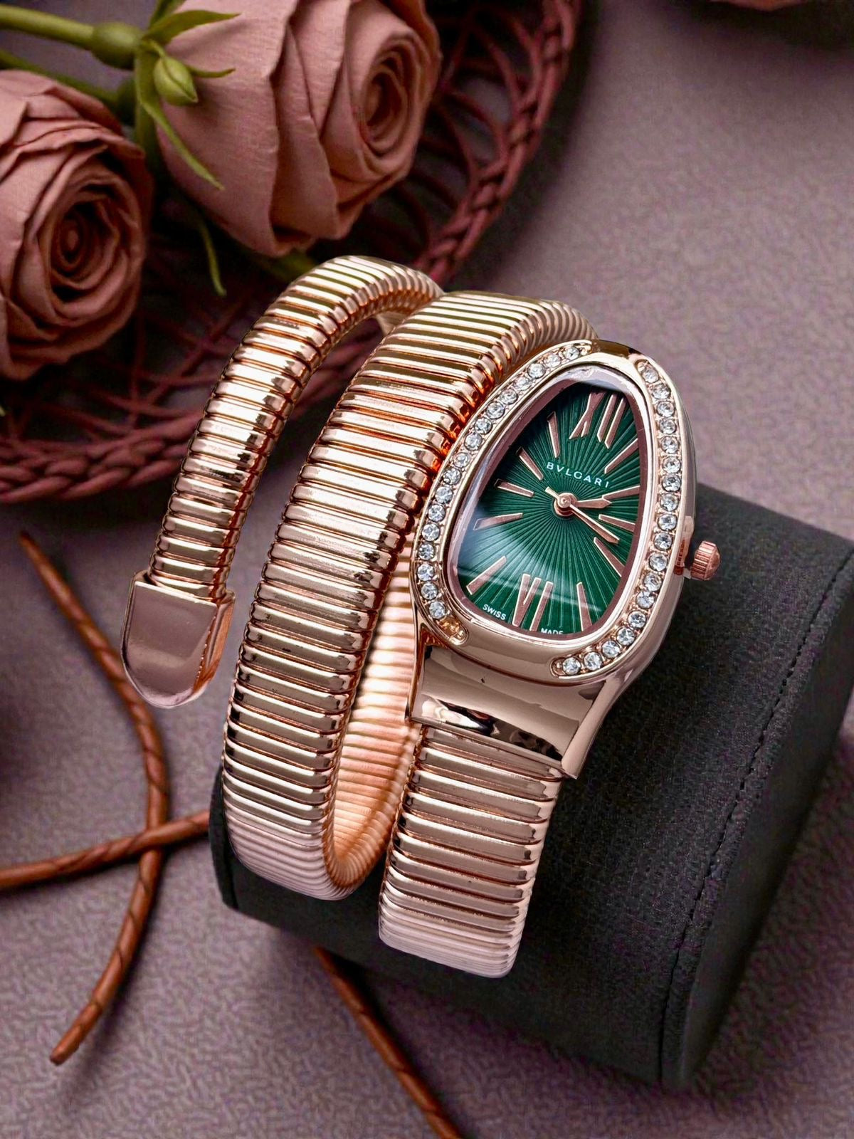 Bvlgari Serpenti Watch Rosegold Green Dial
