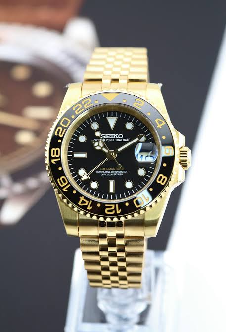 Seko GMT master 2 Gold stainless steel watch